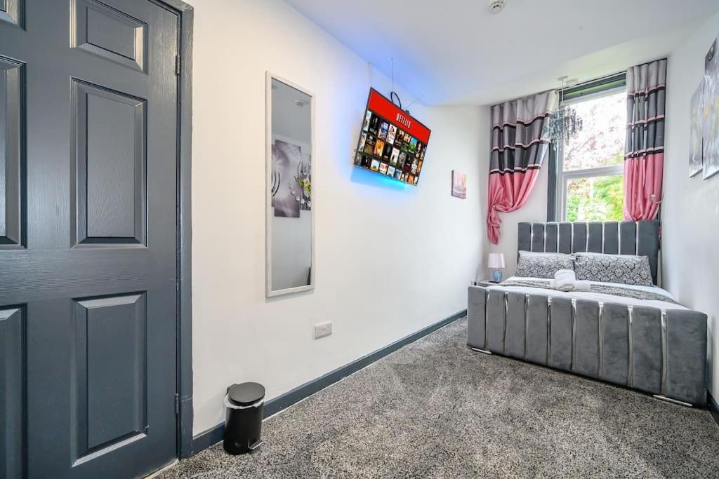 -F5Gh- For Relaxed & Cosy Stay, Free Parking, Wifi Leeds  Exterior foto