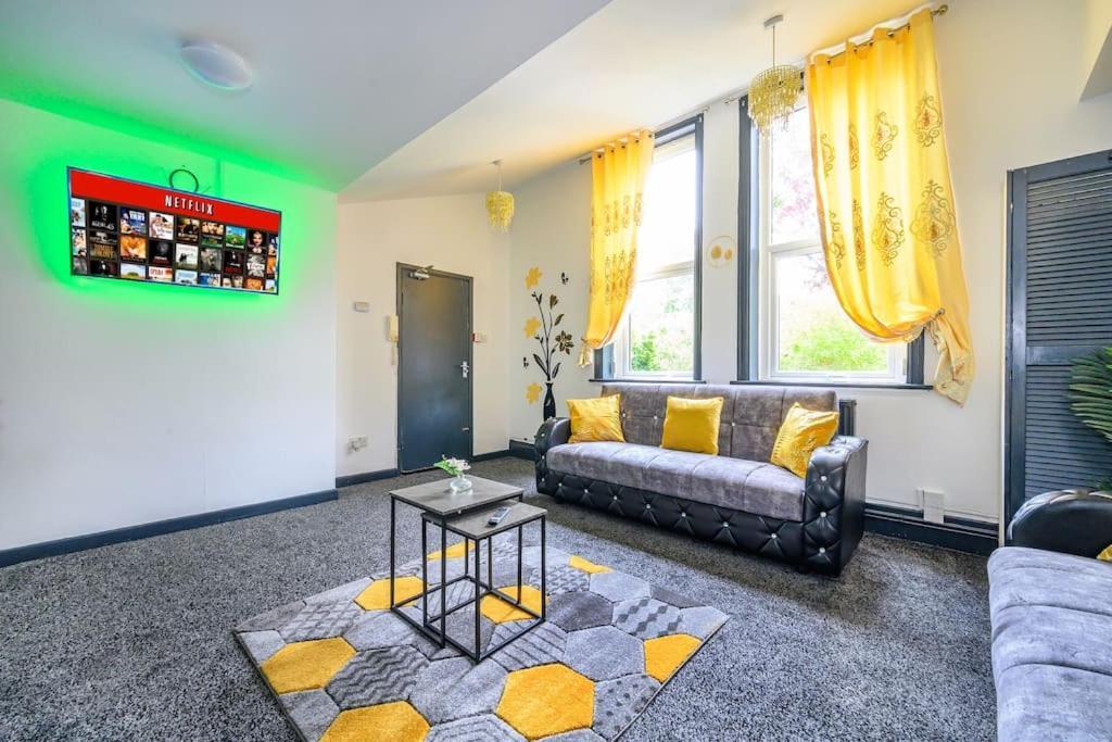 -F5Gh- For Relaxed & Cosy Stay, Free Parking, Wifi Leeds  Exterior foto